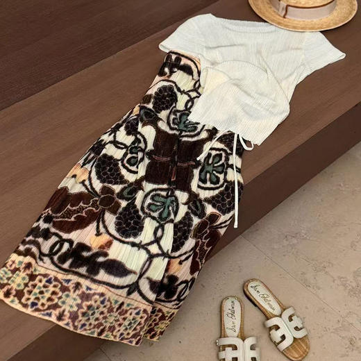 【预售7天】良木礼开衩半裙（2888-1） 商品图2