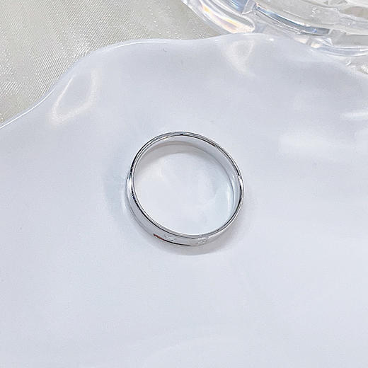 【限时8.8折】【线上铂金馆】PT950 铂金实心固口车花仿钻戒指圈戒（面宽约3.2-3.6mm）(PTJZ00027)预售产品下单后不退款不退货不换货不补差价) 商品图3