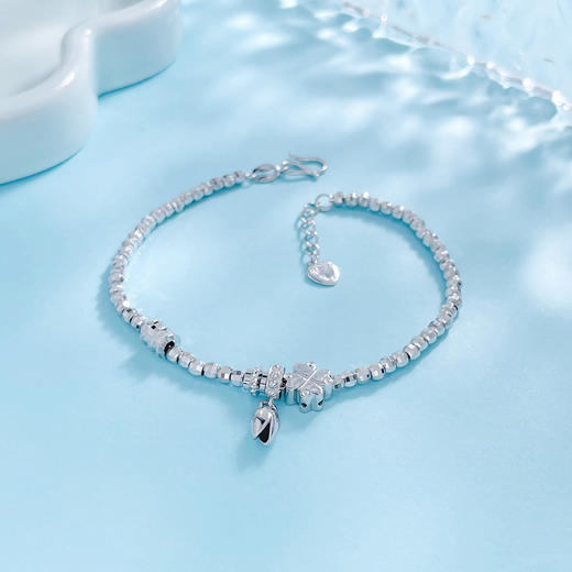 【限时8.8折】【线上铂金馆】PT950 【国际铂金协会 】铂金空心莲花吊饰幸运四叶草小蛮腰间蹦迪珠调节手链(BSL00205)预售产品下单后不退款不退货不换货不补差价) 商品图2