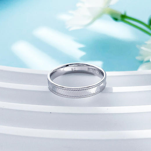 【限时8.8折】【线上铂金馆】PT950 铂金实心固口CNC猫眼圈戒（面宽约3.3-3.7mm）(PTJZ00028)预售产品下单后不退款不退货不换货不补差价) 商品图2