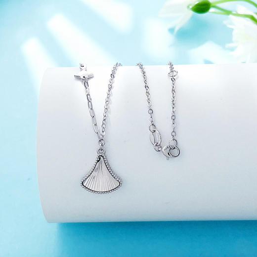 【限时8.8折】【线上铂金馆】PT950 【国际铂金协会  精品】铂金空心AB调节碎碎冰扇形小裙子套链(BTL00374)预售产品下单后不退款不退货不换货不补差价) 商品图1