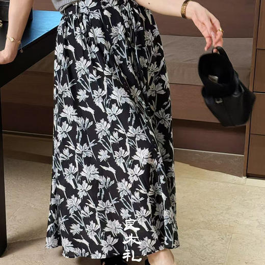 【预售7天】良木礼真丝半裙（2e026） 商品图3