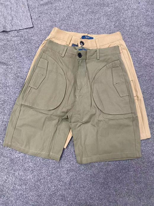 设计款大口袋休闲短裤 商品图4