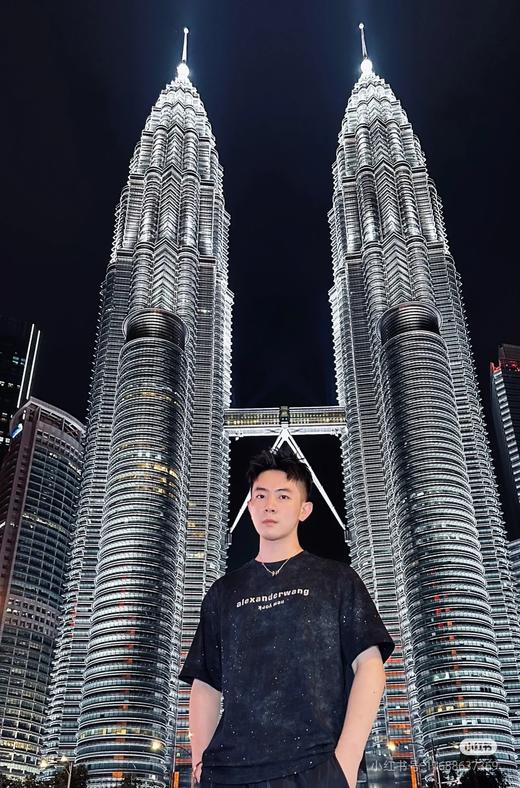 山大王 2025新款满天星做旧徽标短袖T恤 Z-15399 商品图1