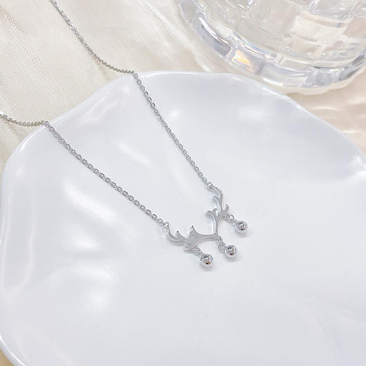 【限时8.8折】【线上铂金馆】PT950 铂金实心可调节流苏铃铛圣诞麋鹿角套链(PTTL00177)预售产品下单后不退款不退货不换货不补差价) 商品图0