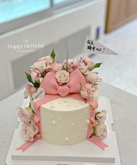 翻糖折射花蛋糕