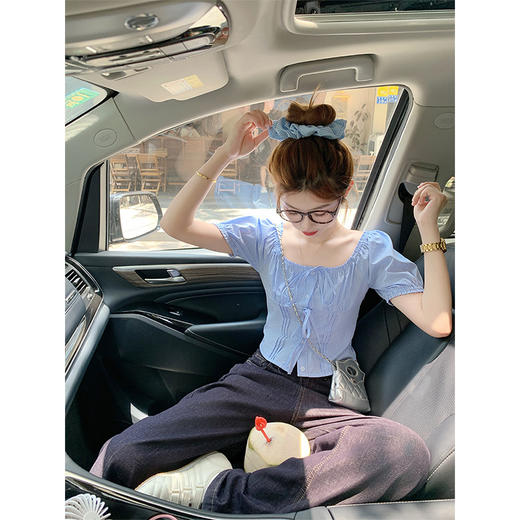 【110元任选2件】最后一波现货！一字肩短款条纹衬衫 商品图1