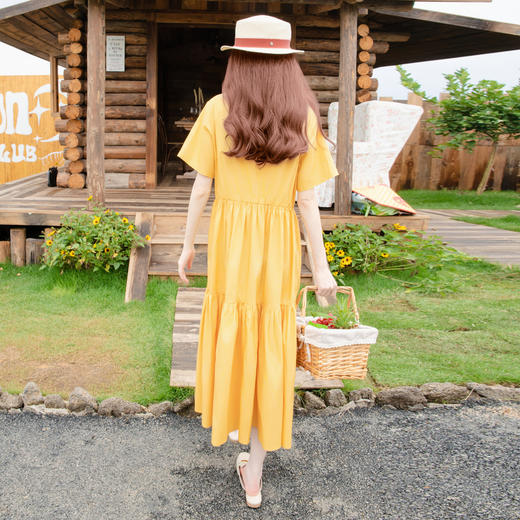 谜底连衣裙短袖2025夏季新款简约风V领纯色中长裙塔裙257ML7749 商品图2