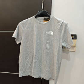 瑕疵 不退不换 THE NORTH FACE/北面 女士T恤