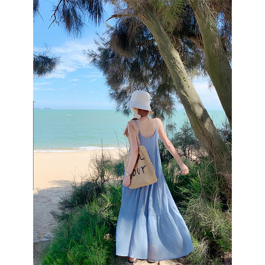 【折后再享2件88折】最后一波现货！韩系度假风蓝色吊带连衣裙 日常199.99/件 立减70 秒杀129.99/件！！ 商品图2