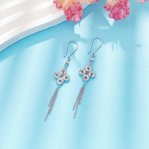 【限时8.8折】PT950 #招财纳福 【国际铂金协会  精品】铂金镂空财源滚滚金丝流苏铜钱造型金币耳饰耳吊耳钩(BES00269)预售产品下单后不退款不退货不换货不补差价) 商品图2