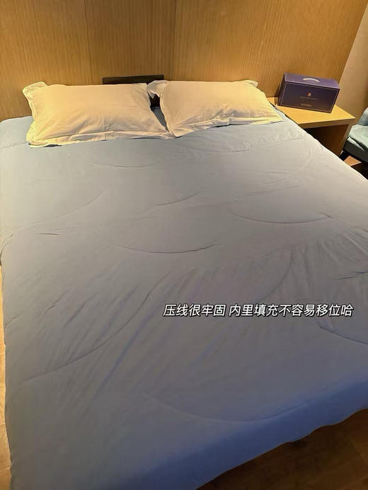 正品亚朵新款夏凉被 三层凉感 让深睡眠自然发生
三个颜色，两个尺寸可选 150*200cm 200*230cm 商品图6