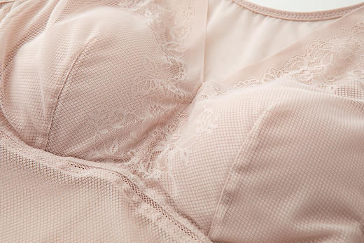 【带胸垫（不可拆卸）  夏季轻轻塑背心】有弹力！带胸垫👉4色优雅色系可选，全件背心的带透气网眼，透气；V领口，经典；领口、下摆带精致花边。一周内发货！ 商品图5