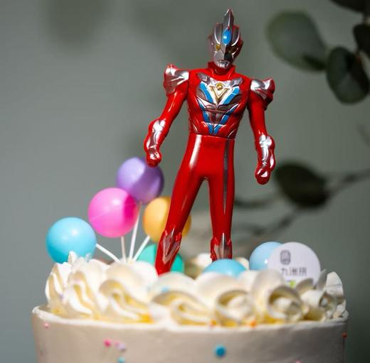 6寸男童超人乳脂奶油  芒果加脆啵啵 商品图0