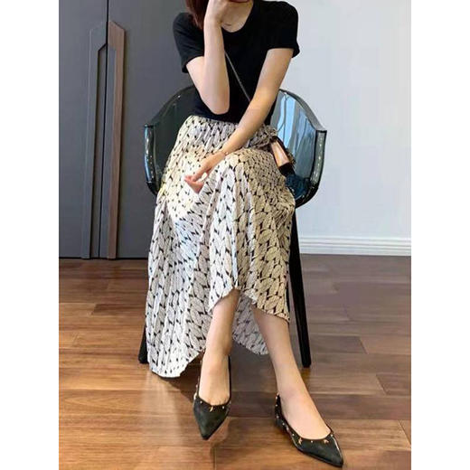 丁摩 温柔风碎花百褶高腰a字显瘦半身裙子女春夏新款气质中长裙5ZF-9635 商品图2