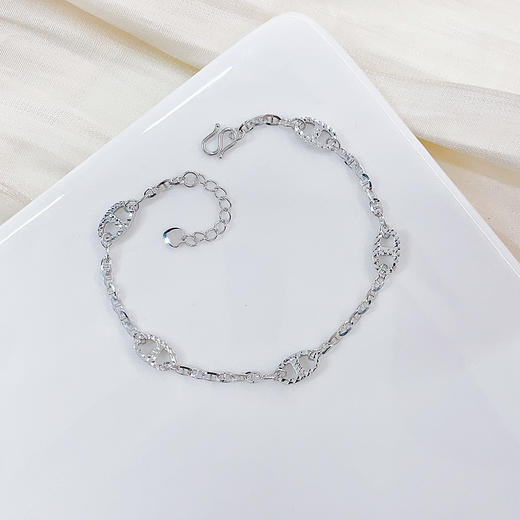 【限时8.8折】【线上铂金馆】PT950 #清新 铂金调节空心猪鼻子手链(PTSL00047)预售产品下单后不退款不退货不换货不补差价) 商品图1