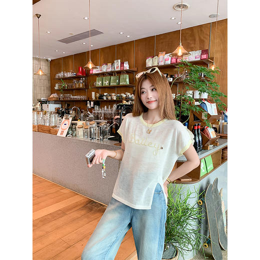 <曾小咸推荐>韩版圆领字母刺绣薄款短袖T恤 商品图0