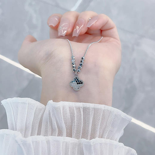 【限时8.8折】【线上铂金馆】PT950 铂金空心调节蹦迪珠鱼鳞幸运四叶草珠套链(PTTL00196)预售产品下单后不退款不退货不换货不补差价) 商品图2