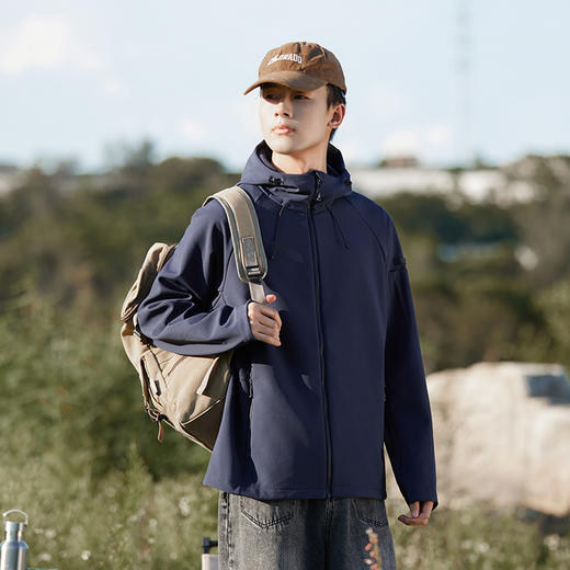 软壳冲锋衣女！秋冬季户外防风防水休闲夹克连帽爬山运动男保暖外套！ 商品图5