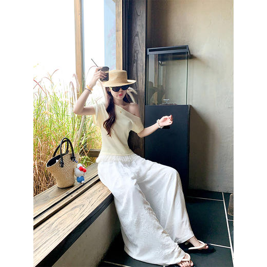 <曾小咸推荐>不规则华夫格斜肩短袖 日常99.99 立减50 秒杀49.99！ 商品图4