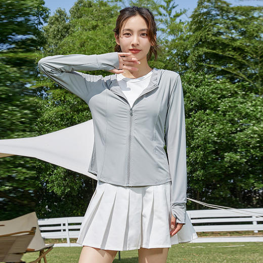 夏日特惠 第二件半价！『小蛮腰冰感防晒衣』 原纱防晒面料UPF50+ 透气不粘汗 肤感冰冰凉 室内空调衫/室外全场景适用 商品图6