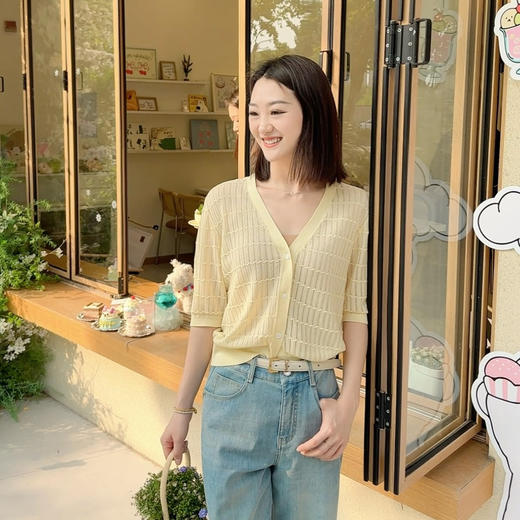 火桐hooton 普罗旺斯的夏天 莱赛尔桑蚕丝V领短袖开衫G467 商品图5