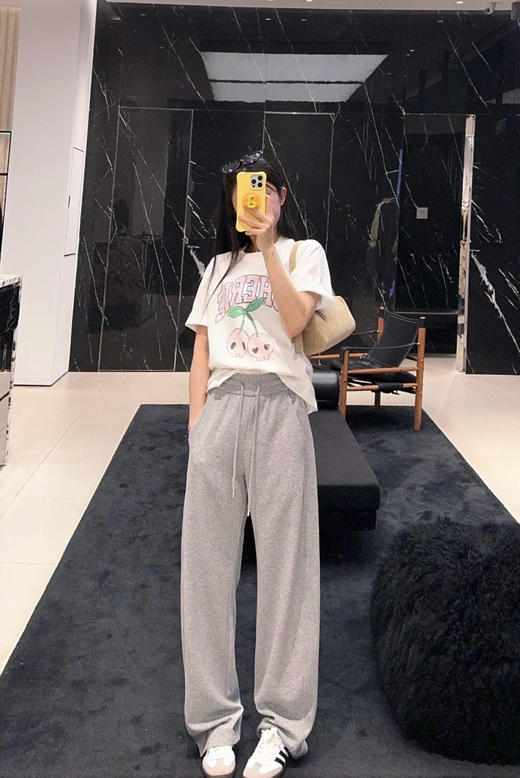 MO*CO剪标印花短袖T恤052407 商品图12