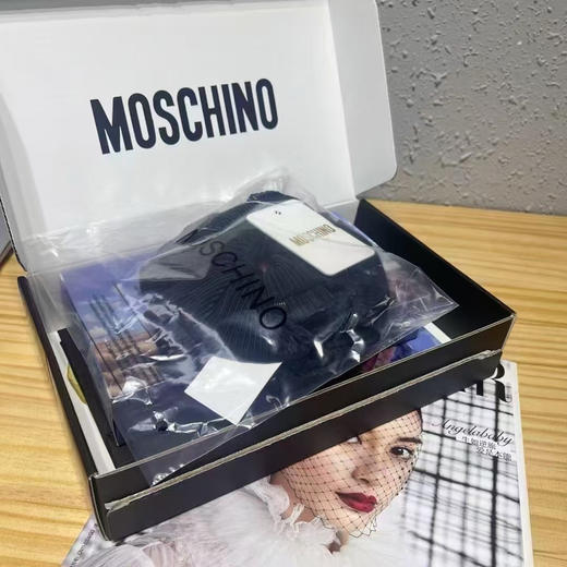 原单正品 MOSCHINO褶皱慵懒复古琴褶运动瑜伽发圈
黑色，粉色。 商品图3