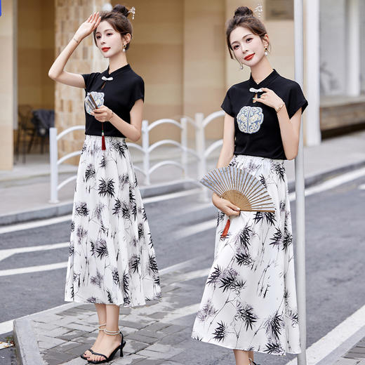 时尚潮流气质清新，复古盘扣款两件套套裙HMQY5318 商品图2