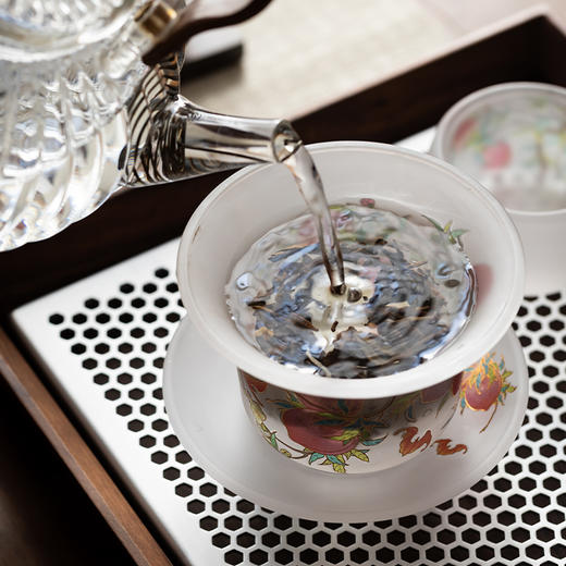 瓘玉琉璃茶具套组 | 古法手工吹制，半透光华，似玉非玉胜似玉 商品图7