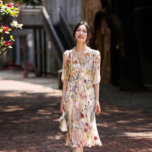 丁摩 春夏女装新款立体印花植物印花100%桑蚕丝收腰气质连衣裙5ZF-90494 商品图0