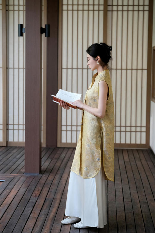 盛唐婧 |真丝宋锦花罗圆形花卉长马甲 商品图3