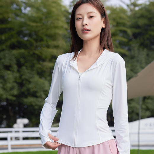 夏日特惠 第二件半价！『小蛮腰冰感防晒衣』 原纱防晒面料UPF50+ 透气不粘汗 肤感冰冰凉 室内空调衫/室外全场景适用 商品图4