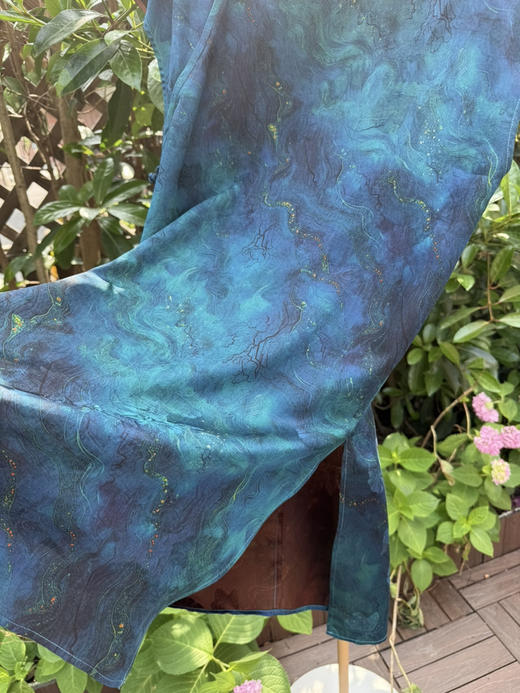 526-6 高端顾客入 非遗红云纱  黛蓝色星空🌌💙长款短袖小衫 气韵高雅 自带小空调 商品图13