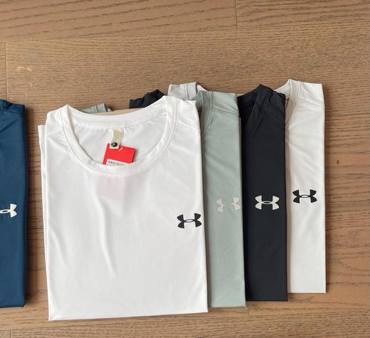 男女同款安德玛速干高品运动T恤 商品图9