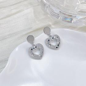 【限时8.8折】【线上铂金馆】PT950 #怦然心动 铂金镂空实心鱼鳞爱心心形耳饰耳吊（直针配铂金耳迫）(PTES00085)预售产品下单后不退款不退货不换货不补差价)