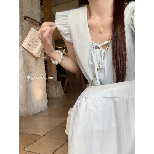 <曾小咸推荐>法式气质蓝色小飞袖连衣裙 商品图2