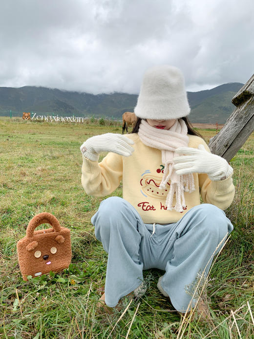 <曾小咸推荐>彩绘绣花毛衣 商品图11