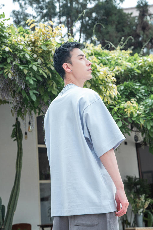 W522812388极简短袖T恤 商品图3