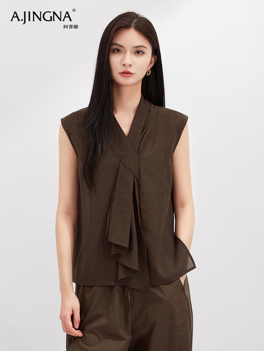 【灵动透气】阿菁娜醋酸不对称V领无袖个性结构上衣F30X202021 商品图1