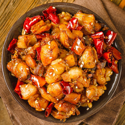 出游必备 畏小然辣卤冷吃 3代人传承的冷吃配方 非遗老师傅手工炒制 遵古法三煸九炼 麻辣鲜香 猛火快炒文火收汁 二十六味香料 短保用心做放心吃 商品图6