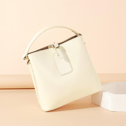 【预售3天】时尚包包女2025新款水桶包高级感大容量斜挎包单肩包ZH282 商品图1