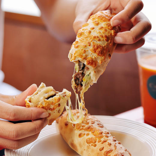 【宝藏榴莲芝士卷/牛肉卷】顺丰/京东随机 榴莲控必买!巨巨巨好吃!真榴莲果肉+双重芝士，一口下去，爆炸满足 商品图6