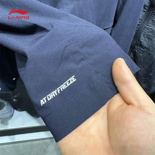 李宁运动风衣2025夏季新款男子荣耀系列防泼水透气外套 AFDVA43 商品图4