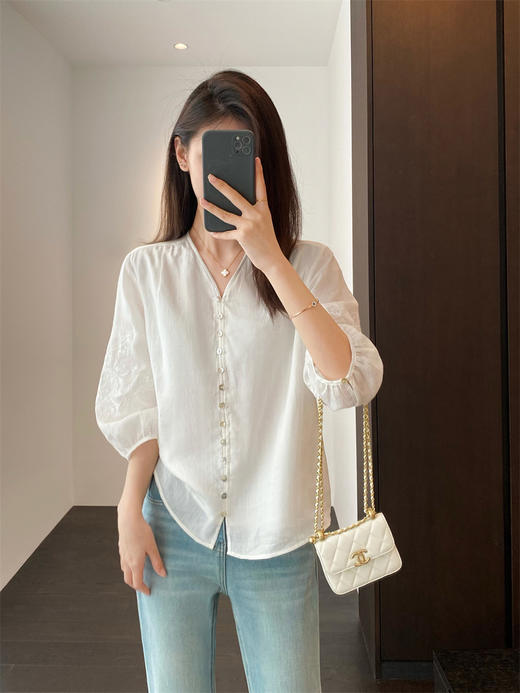 灵动呼吸感品质棉麻亚麻女装！100苎麻重工刺绣小衫V领衬衫！ 商品图5