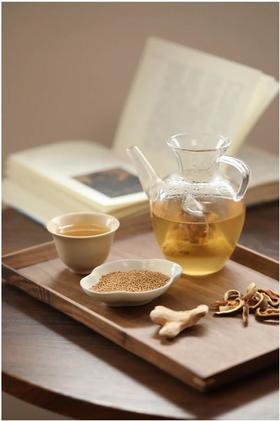 打卡跟做🍵清肺火的美颜水，深秋养脾才更顺~☺️