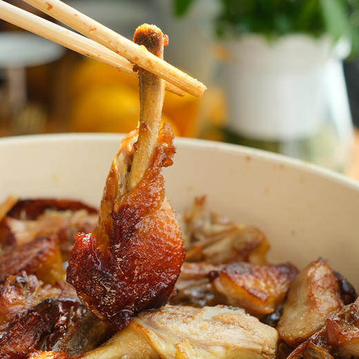 【闽南姜母鸭】三伏天吃姜养生，单吃姜口感差，姜母鸭解决了这一难题，成为三伏天姜的绝配。其独特烹饪与美味口感，完美融合姜的养生价值与美食体验，满足一下自己的味蕾 商品图5