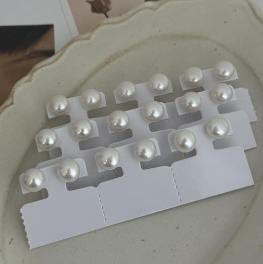 甄珠贝 馒头珠耳钉 11-12mm chao强光，基本无暇 喜欢大点位的姐妹们不要错过 925银针 商品图0