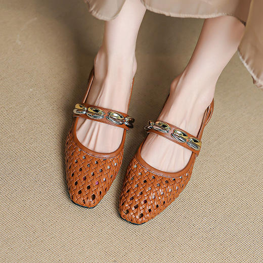 【预售5天】时尚粗跟镂空女鞋法式优雅方头中跟一字带编织鞋女HCYYHD&6161 商品图3