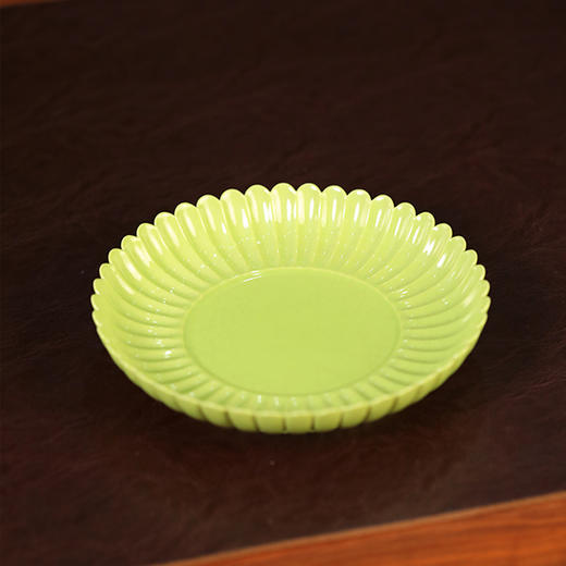 倚云煮泉菊瓣壶承苹果绿釉 商品图0